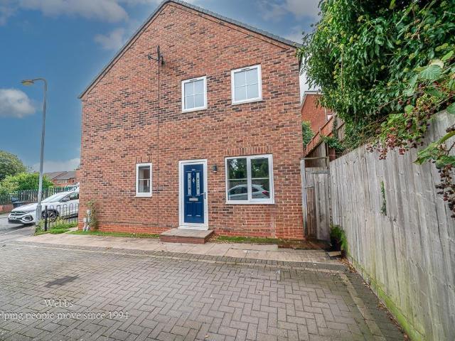 2 bedroom semi detached house for sale