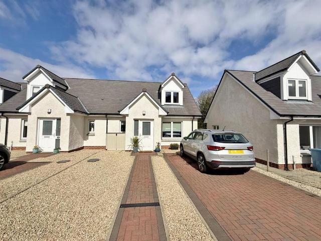 2 bedroom semi detached house for sale
