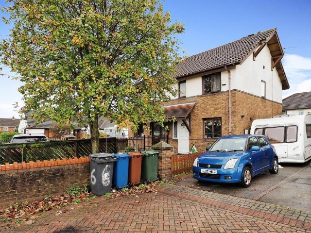 2 bedroom semi detached house for sale