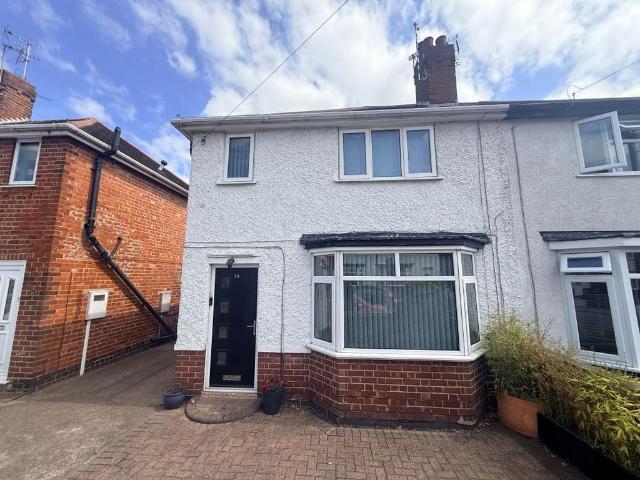 2 bedroom semi detached house for sale