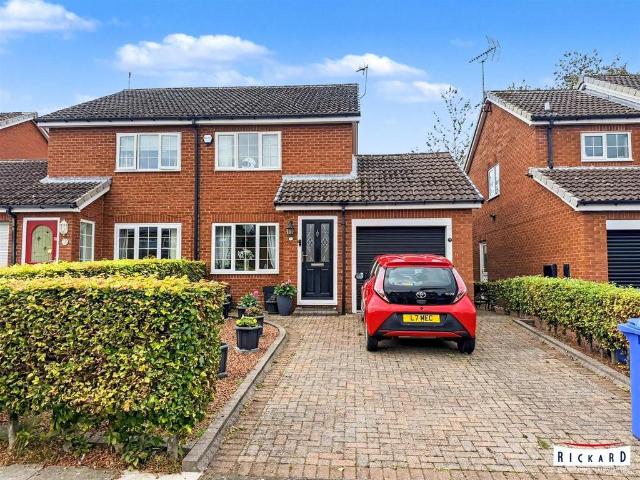 2 bedroom semi detached house for sale