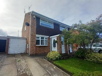 2 bedroom semi detached house for sale