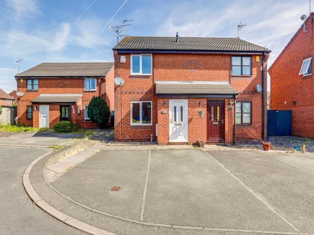 2 bedroom semi detached house for sale