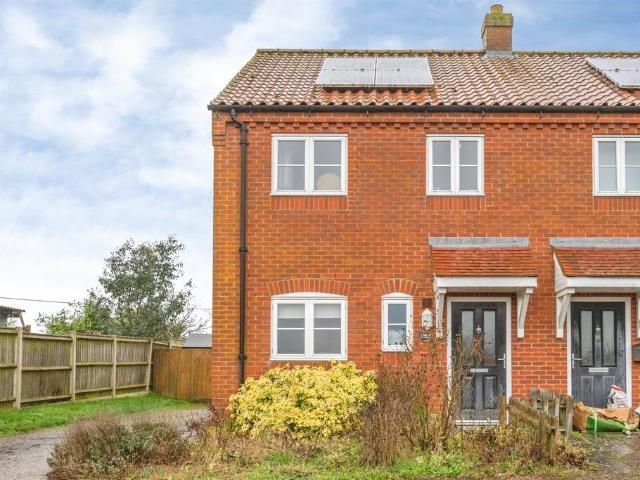 2 bedroom semi detached house for sale