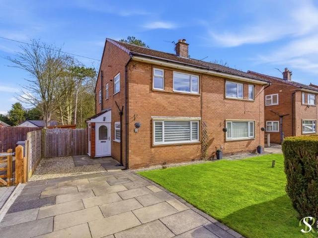 2 bedroom semi detached house for sale