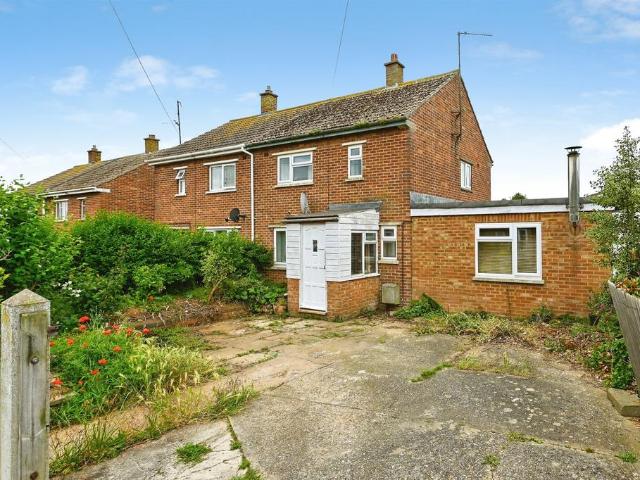 2 bedroom semi detached house for sale