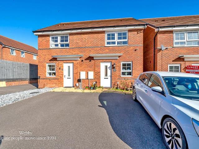 2 bedroom semi detached house for sale