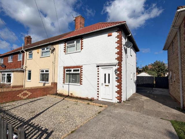 2 bedroom semi detached house for sale