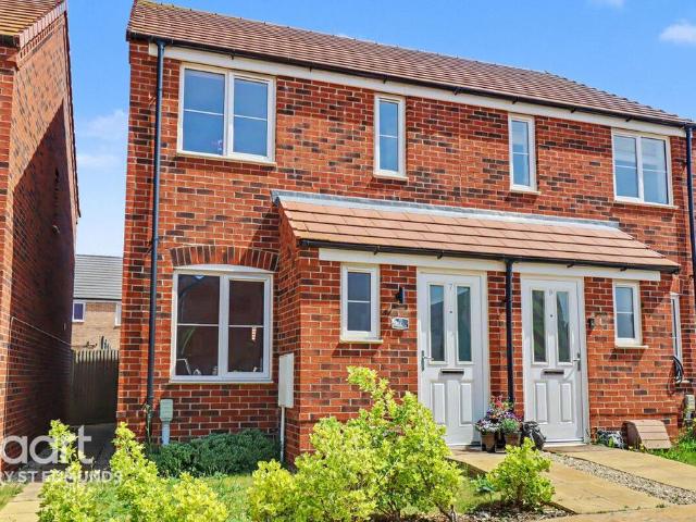 2 bedroom semi detached house for sale