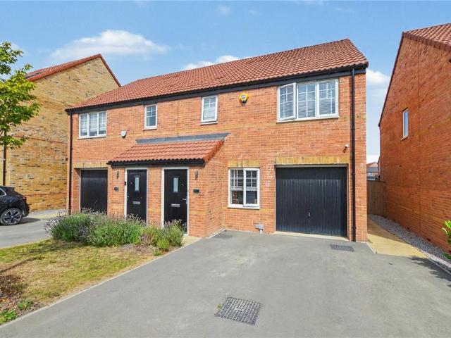 2 bedroom semi detached house for sale