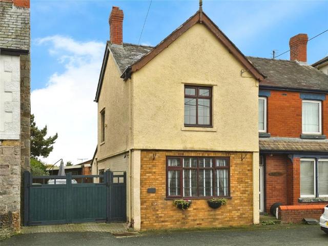 2 bedroom semi detached house for sale