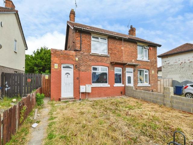 2 bedroom semi detached house for sale