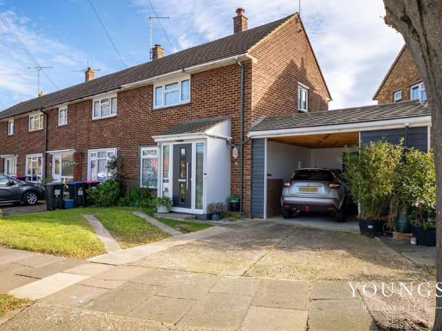 2 bedroom semi detached house for sale