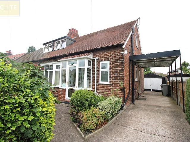2 bedroom semi detached house for sale