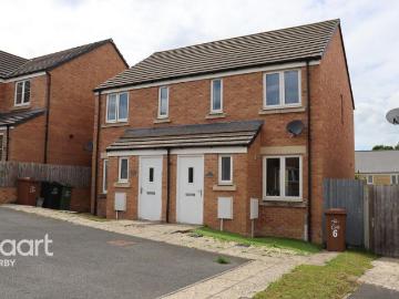 2 bedroom semi detached house for sale