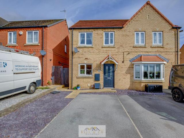 2 bedroom semi detached house for sale
