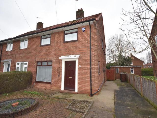 2 bedroom semi detached house for sale