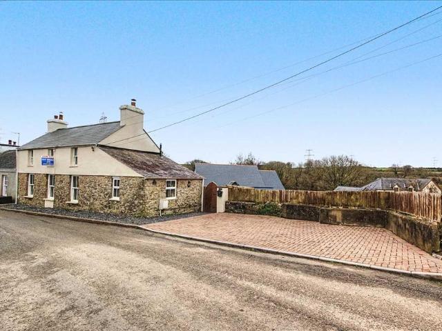 2 bedroom semi detached house for sale