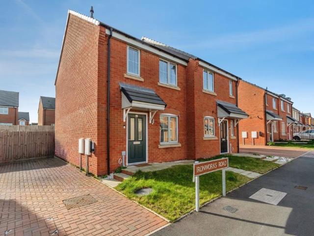 2 bedroom semi detached house for sale