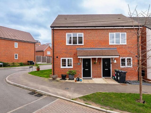 2 bedroom semi detached house for sale