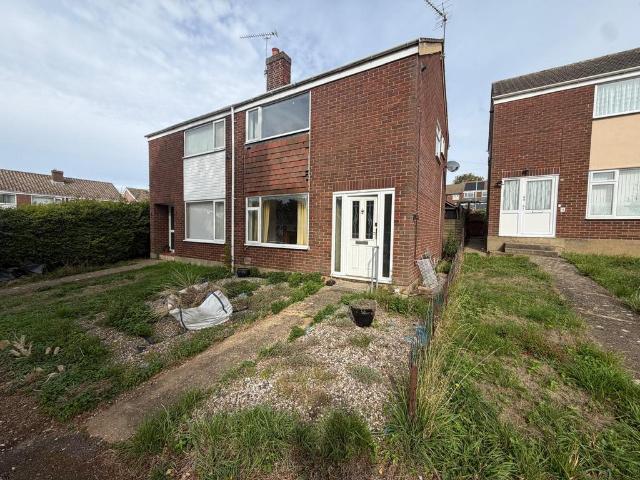 2 bedroom semi detached house for sale