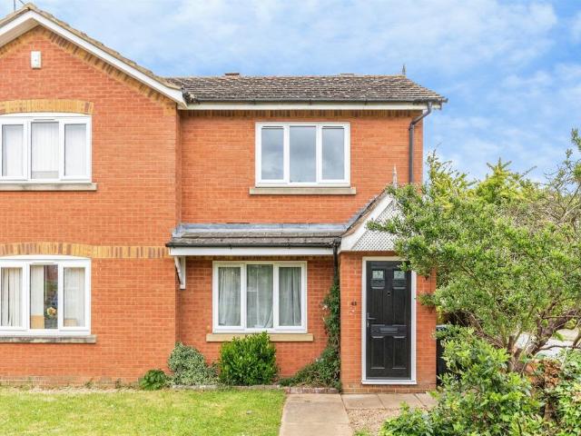 2 bedroom semi detached house for sale