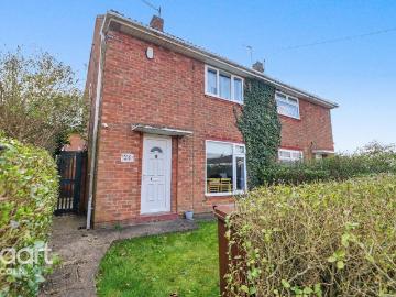 2 bedroom semi detached house for sale