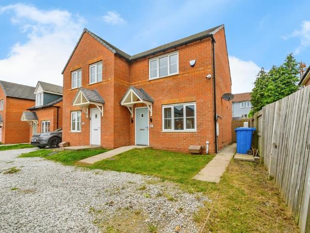 2 bedroom semi detached house for sale