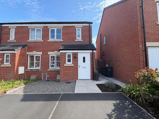 2 bedroom semi detached house for sale