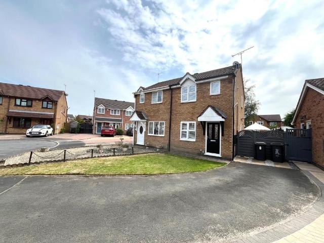 2 bedroom semi detached house for sale