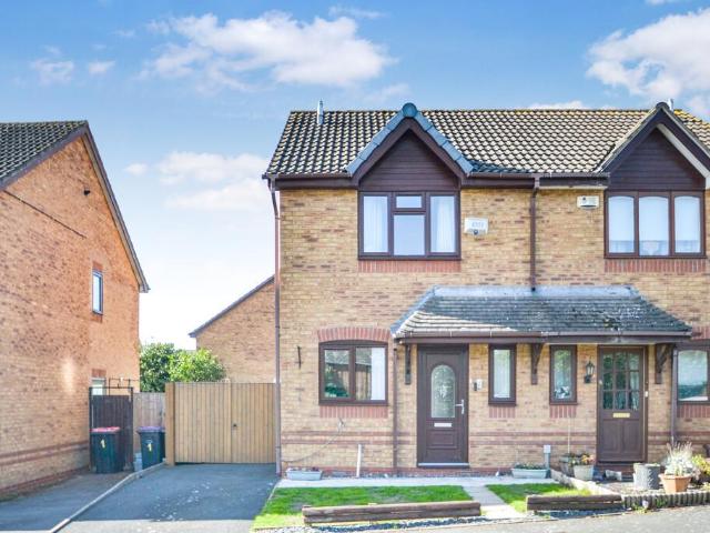 2 bedroom semi detached house for sale