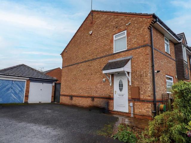 2 bedroom semi detached house for sale