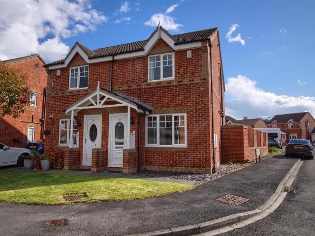 2 bedroom semi detached house for sale