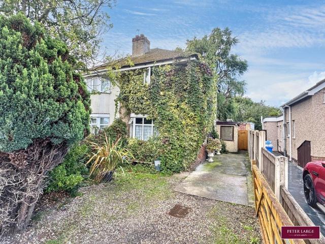 2 bedroom semi detached house for sale