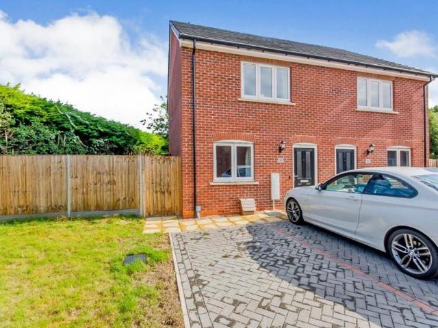 2 bedroom semi detached house for sale