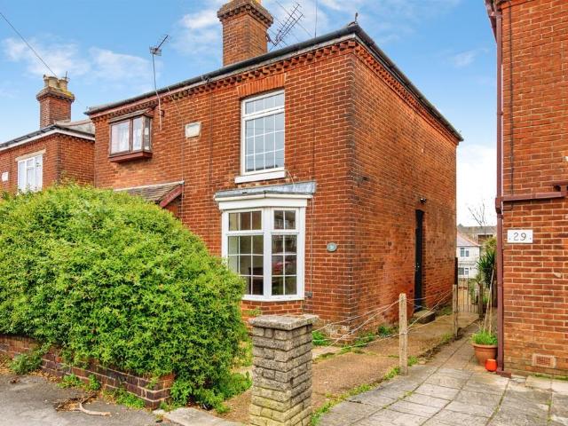 2 bedroom semi detached house for sale