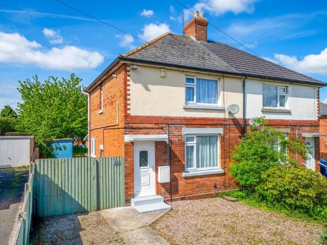 2 bedroom semi detached house for sale