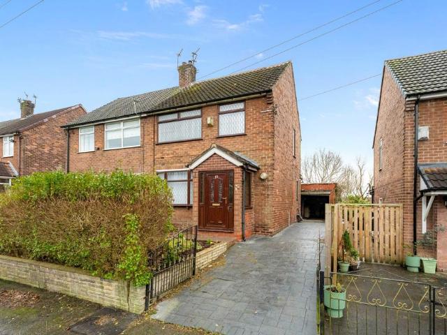 2 bedroom semi detached house for sale