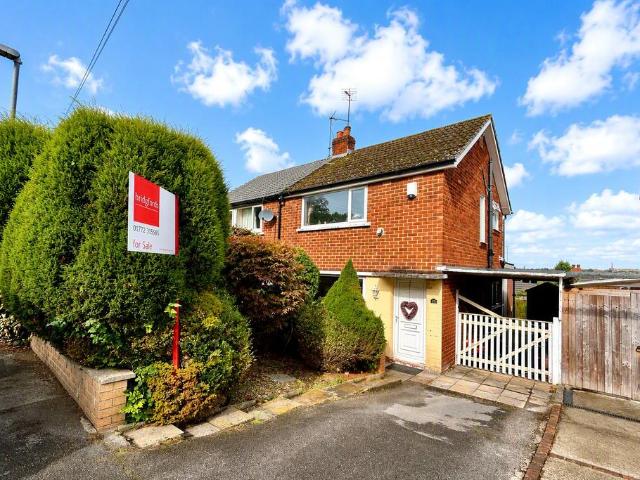 2 bedroom semi detached house for sale
