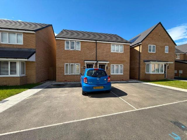 2 bedroom semi detached house for sale