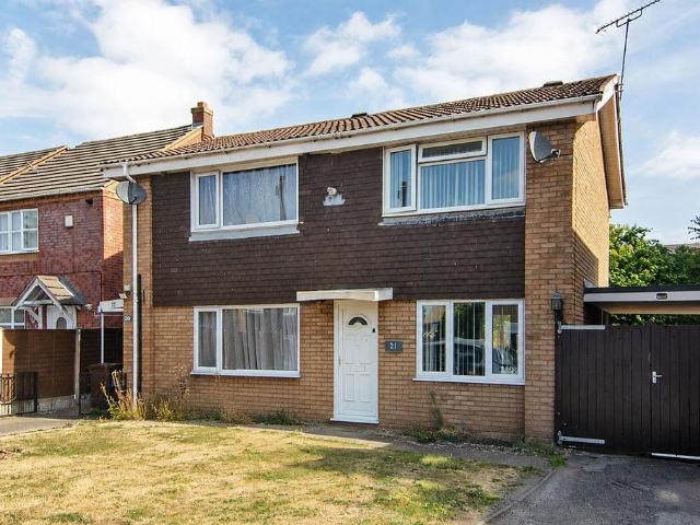 2 bedroom semi detached house for sale