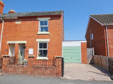 2 bedroom semi detached house for sale