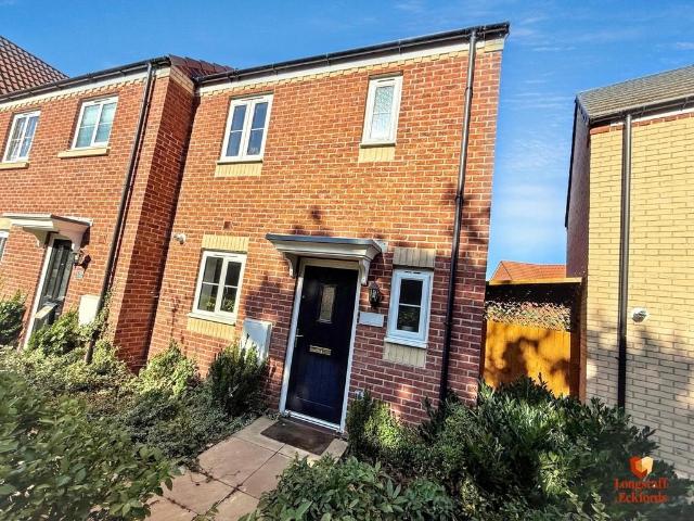 2 bedroom semi detached house for sale