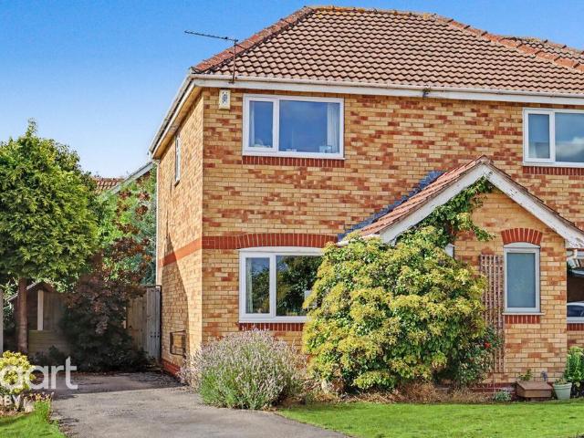 2 bedroom semi detached house for sale