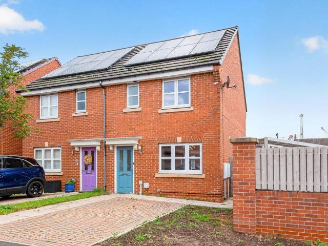2 bedroom semi detached house for sale
