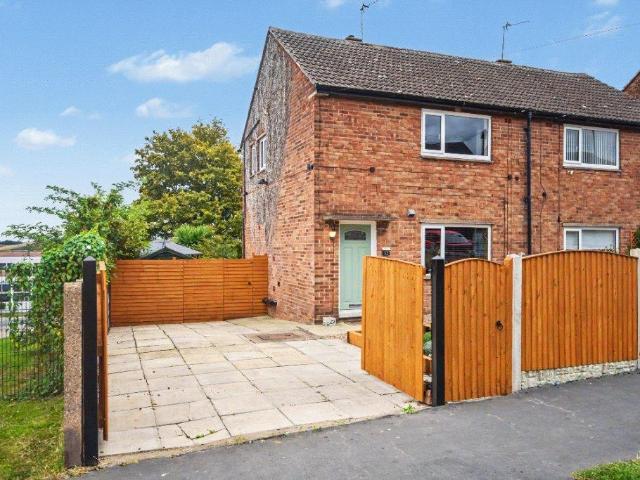 2 bedroom semi detached house for sale