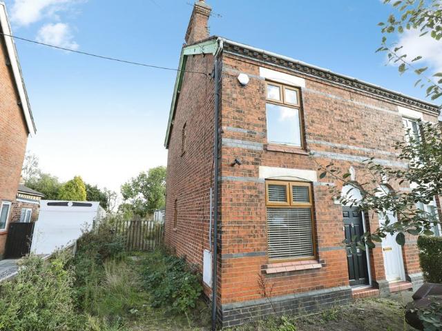2 bedroom semi detached house for sale