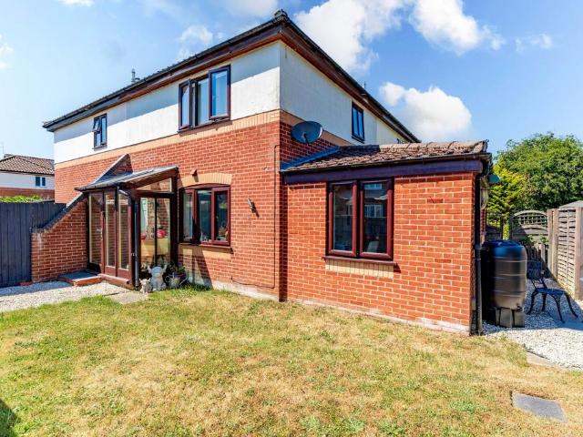 2 bedroom semi detached house for sale