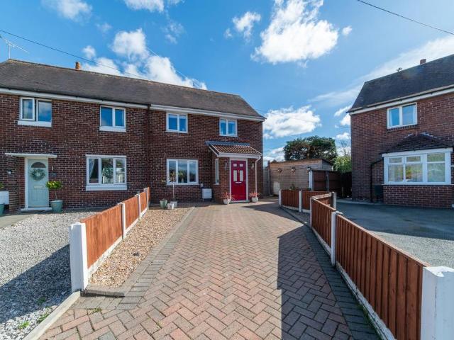2 bedroom semi detached house for sale