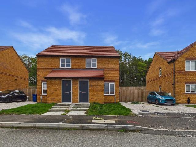 2 bedroom semi detached house for sale